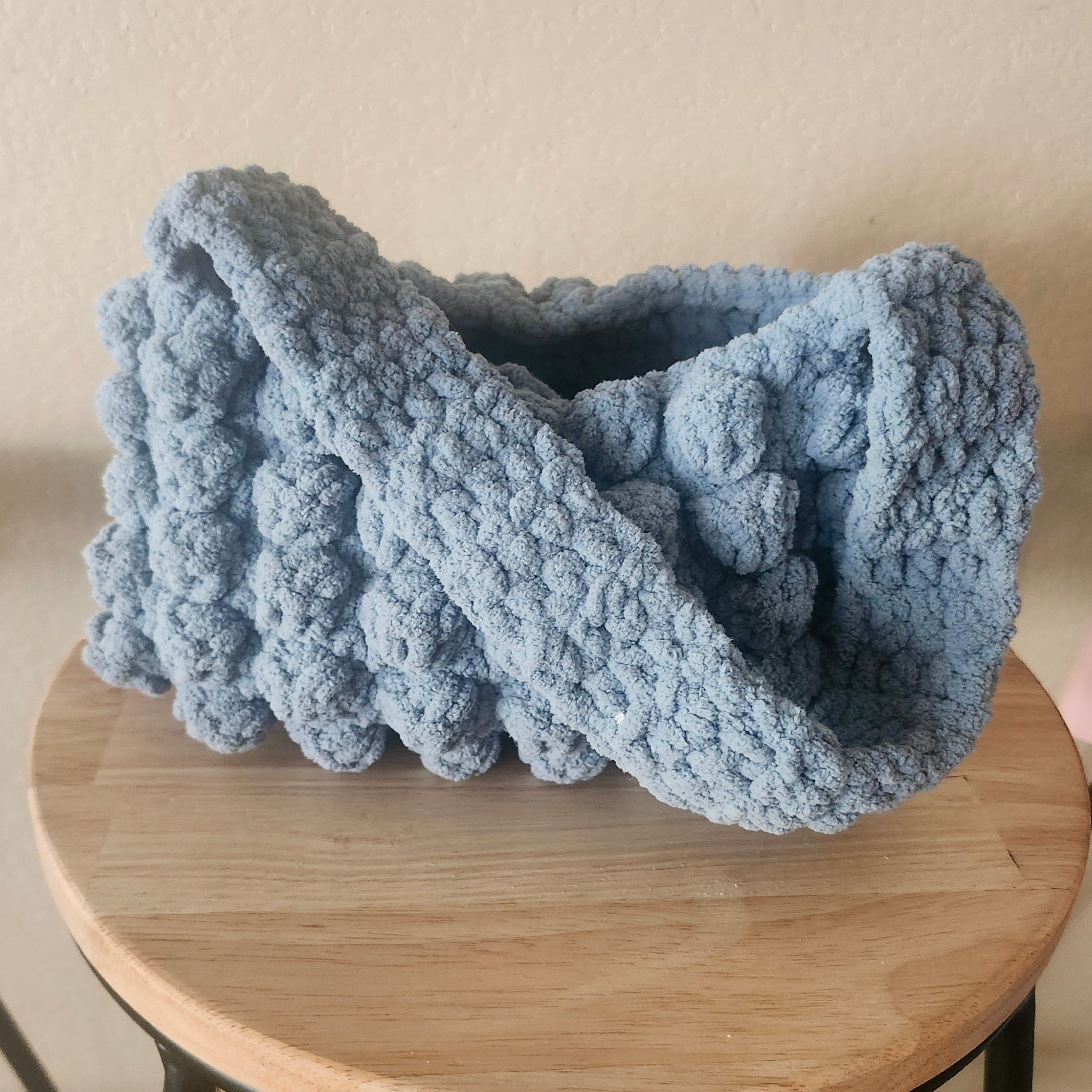 Pastel Crochet Bubble Bag (medium)